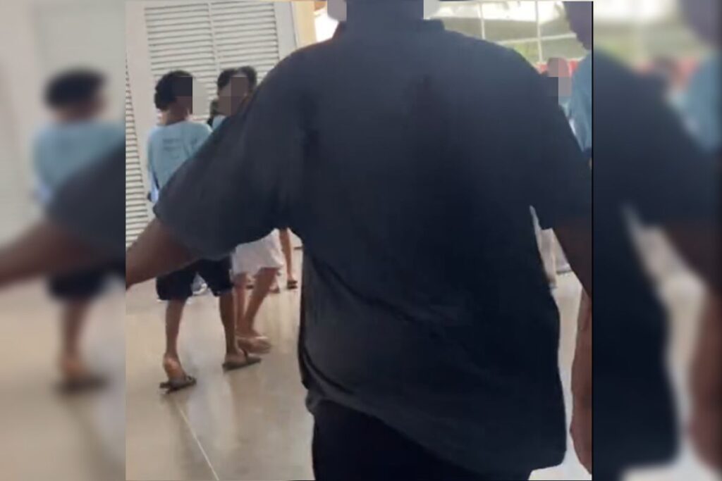 Vídeo mostra adolescente ensanguentado após ser esfaqueado em escola