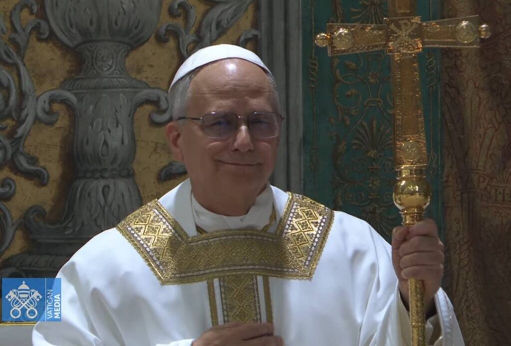 Papa Leão XIV diz que Igreja deve ser “farol nas noites do mundo”