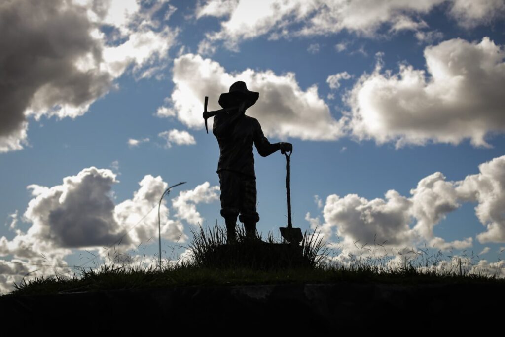 Muito além do cristal: o que explica explosão do garimpo em Cristalina