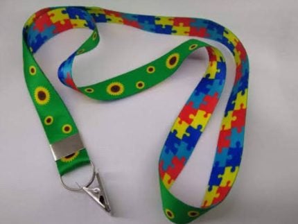 Girassol e quebra-cabeça: conheça os cordões que identificam deficiências ocultas