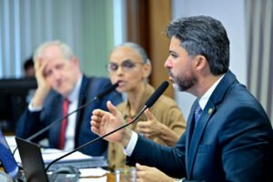 Bate-boca em audiência: Marina Silva se retira do Senado após embates com Omar Aziz e Marcos Rogério; assista