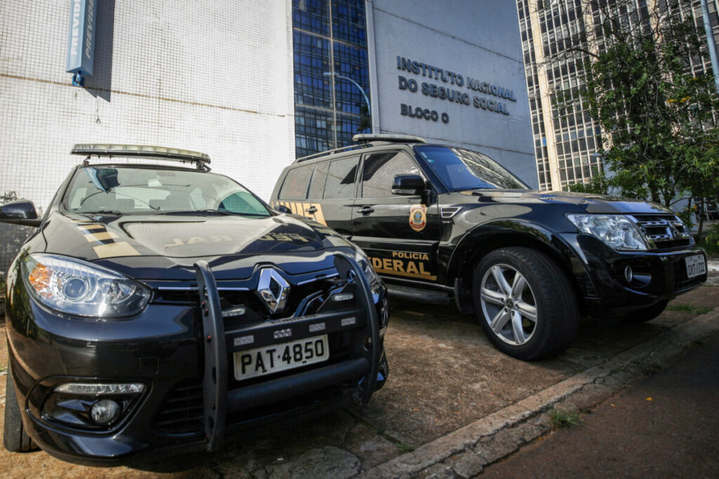 Call Center do "Careca do INSS" pagava perfume e viagem