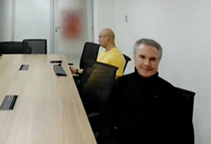 Collor pode receber parentes em prisão domiciliar, mas precisa avisar se for a médico