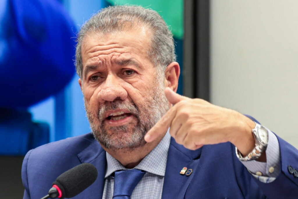 Demissão de Lupi ocorre após escândalo do INSS revelado pelo Metrópoles