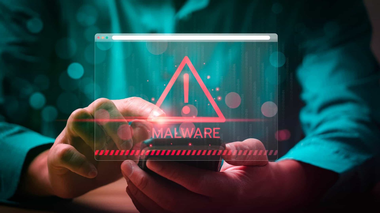 Montagem com pessoa usando celular infectado por malware