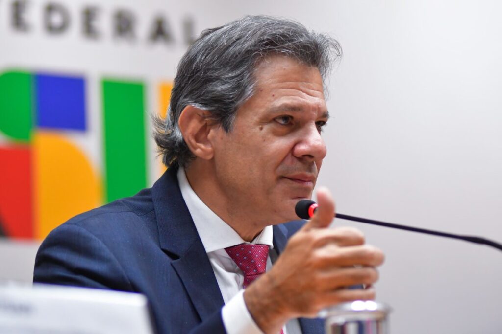 Haddad sobre recuo no IOF: "Não temos problema em corrigir a rota"