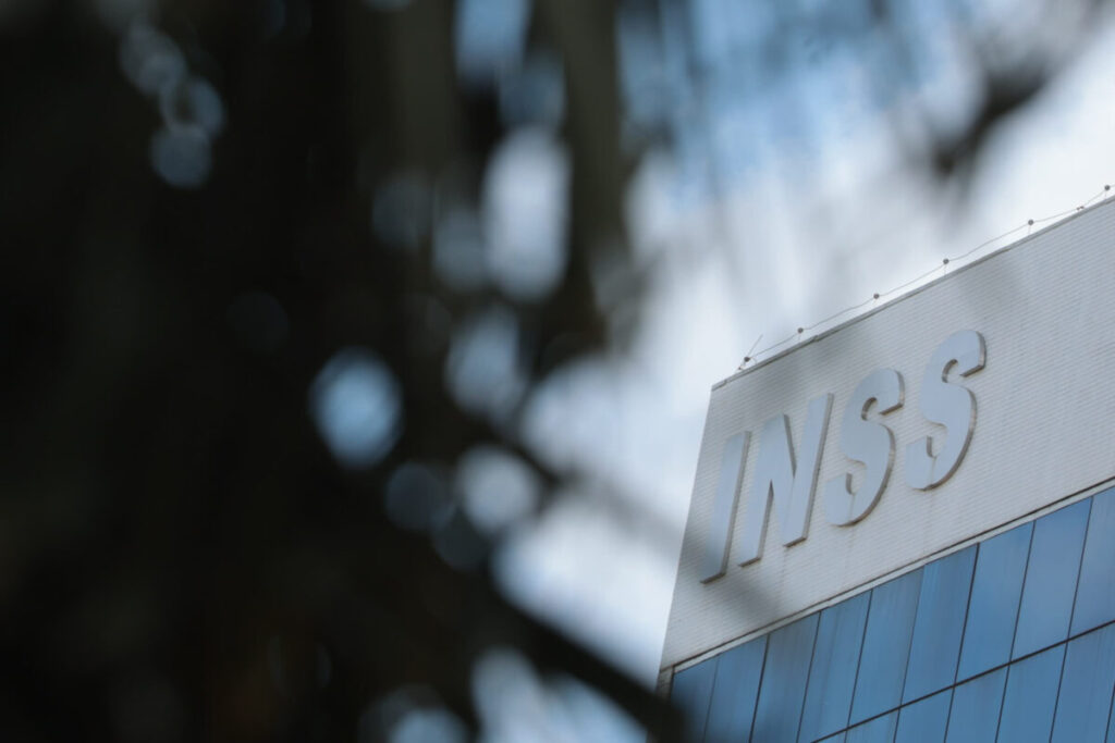 INSS abre processo contra 12 entidades da farra do desconto indevido