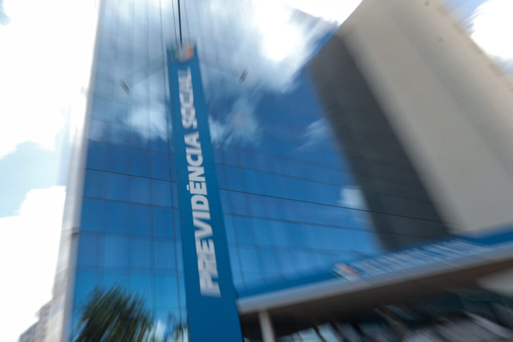 INSS poupa entidades ligadas a irmão de Lula e ministro de Bolsonaro