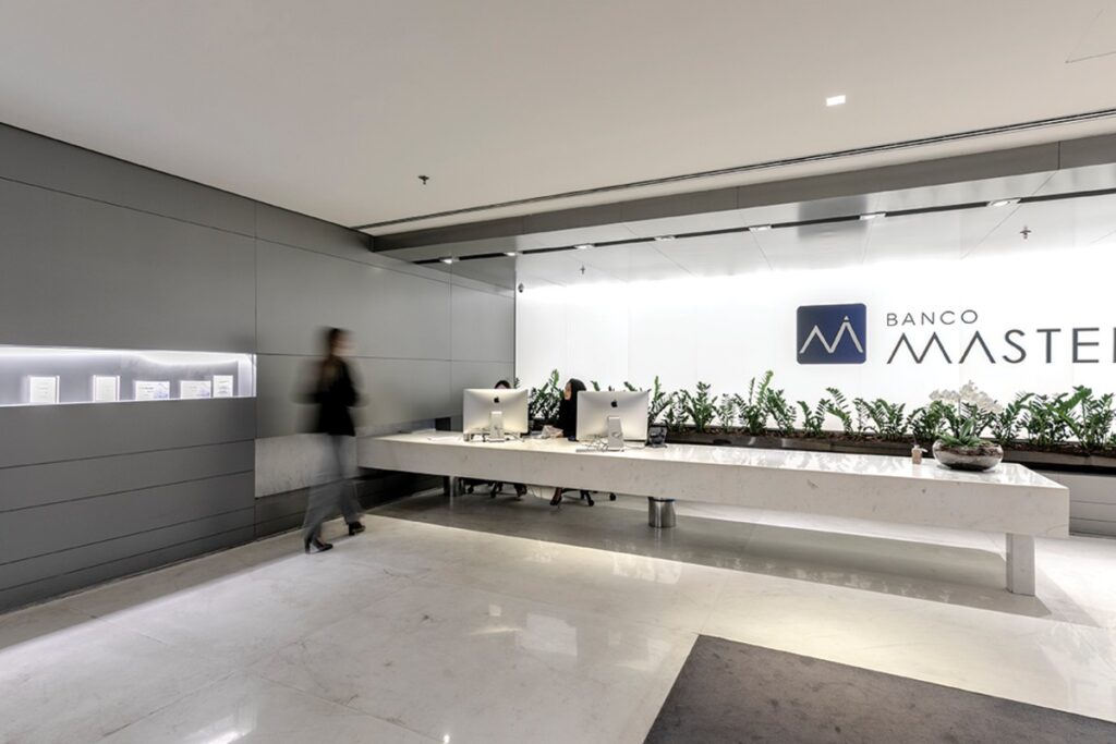 Justiça libera compra do Banco Master pelo BRB