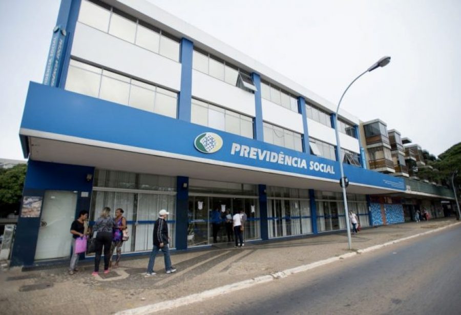 PF apreende contratos e notas fiscais que ligam ‘Careca do INSS’ a ex-diretores do órgão