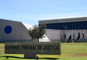 PF cumpre mandados de prisão em operação sobre venda de decisões no STJ