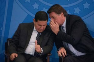 PGR e ministros do STF reagem à ligação de Bolsonaro a Mourão