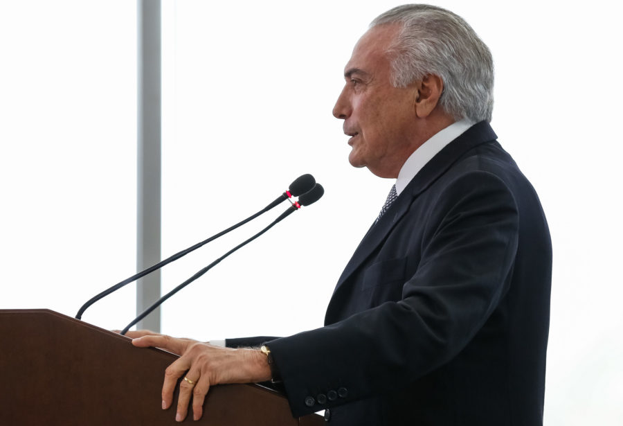 Queda na popularidade fará Lula ‘meditar duas ou dez vezes’ sobre reeleição, diz Temer