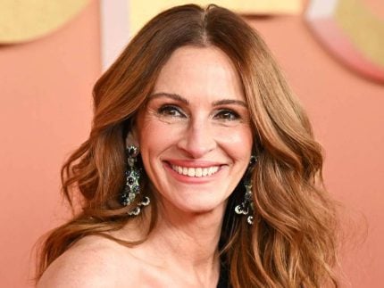 Saiba a verdade sobre o boato de Julia Roberts não tomar banho todos os dias