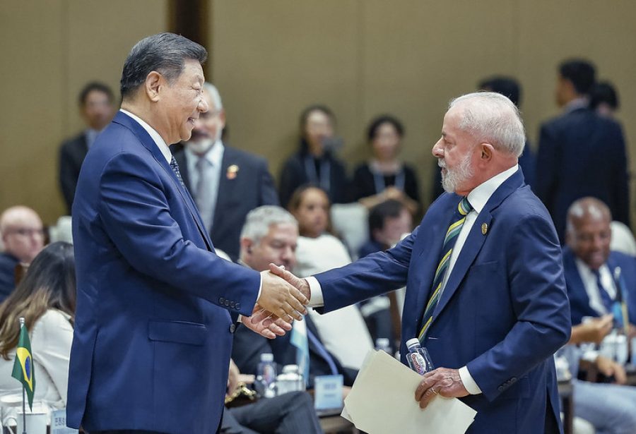 Xi e Lula criticam, juntos, bullying, hegemonismo e tarifas arbitrárias de Trump