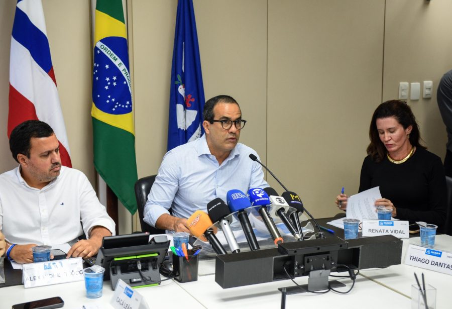 ‘Estão dando um chute na bunda do PSD’, afirma prefeito de Salvador sobre exclusão de Angelo Coronel da chapa governista