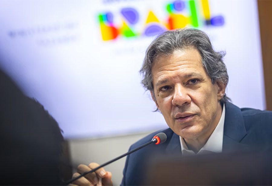 ‘Por mais que você sofra, há dias para apagar o sofrimento’, diz Haddad