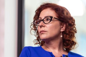 Na rota de fuga, Zambelli continuou a votar em sessões da Câmara