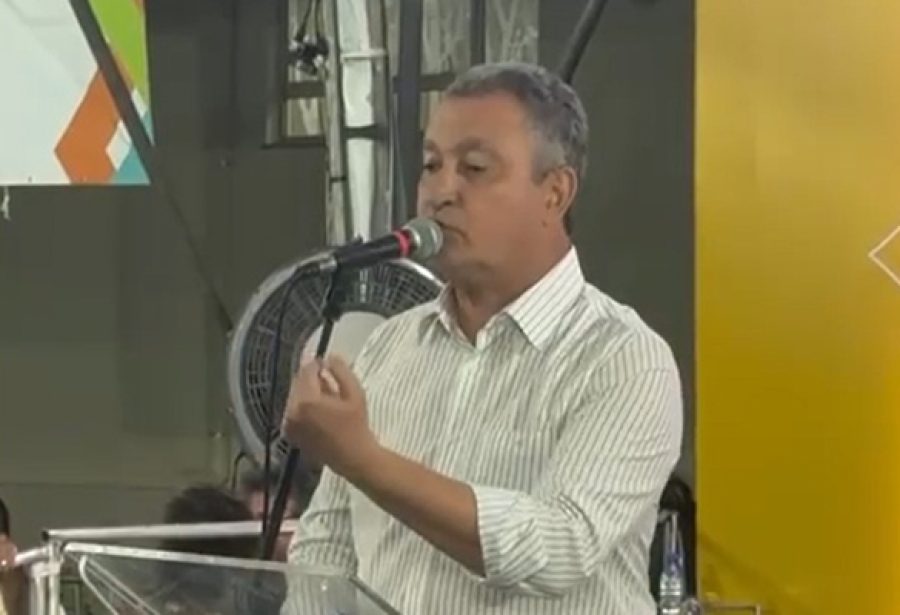 Cobrança autoritária de Rui por presença de prefeita em palanque irrita petistas por medo de afetar Jerônimo; assista