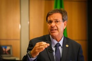 Gilson Machado diz à PF que nunca pediu passaporte para Cid. Veja