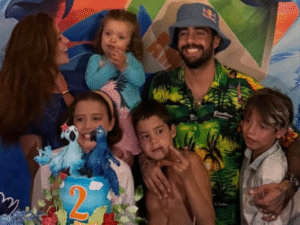 “A gente sabe dividir a hora de ser pai com a de ser amigo”, diz Pedro Scooby