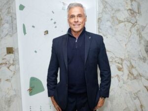 Oscar Magrini quer ver impacto social do G10 Favelas: “Conhecer comunidade de perto”