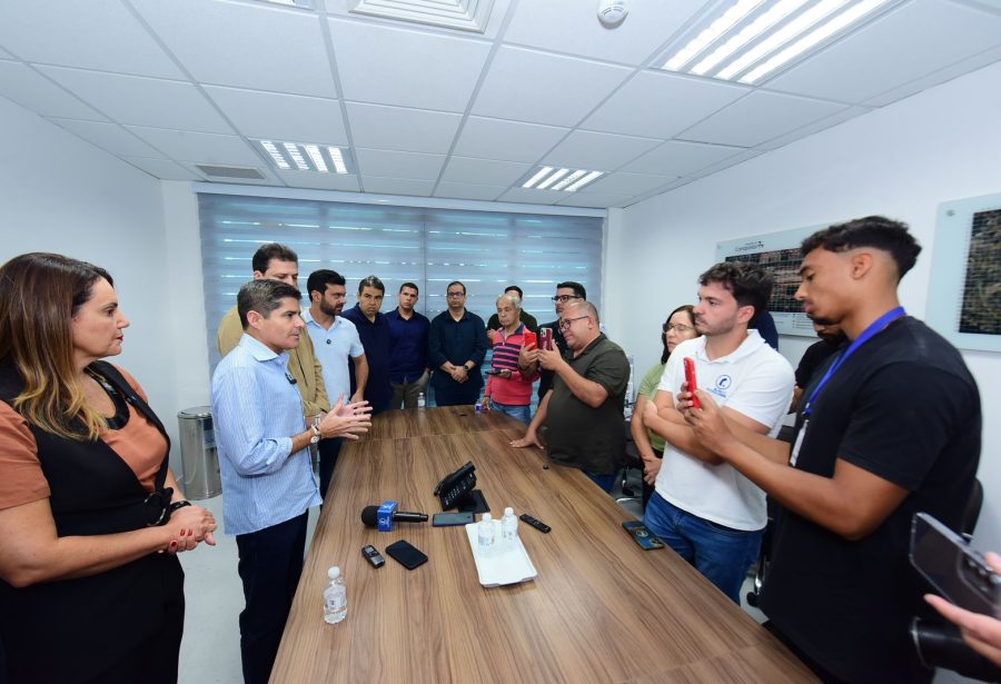 ACM Neto diz que a grande obra do governo Jerônimo é “só conversa, conversa, conversa”