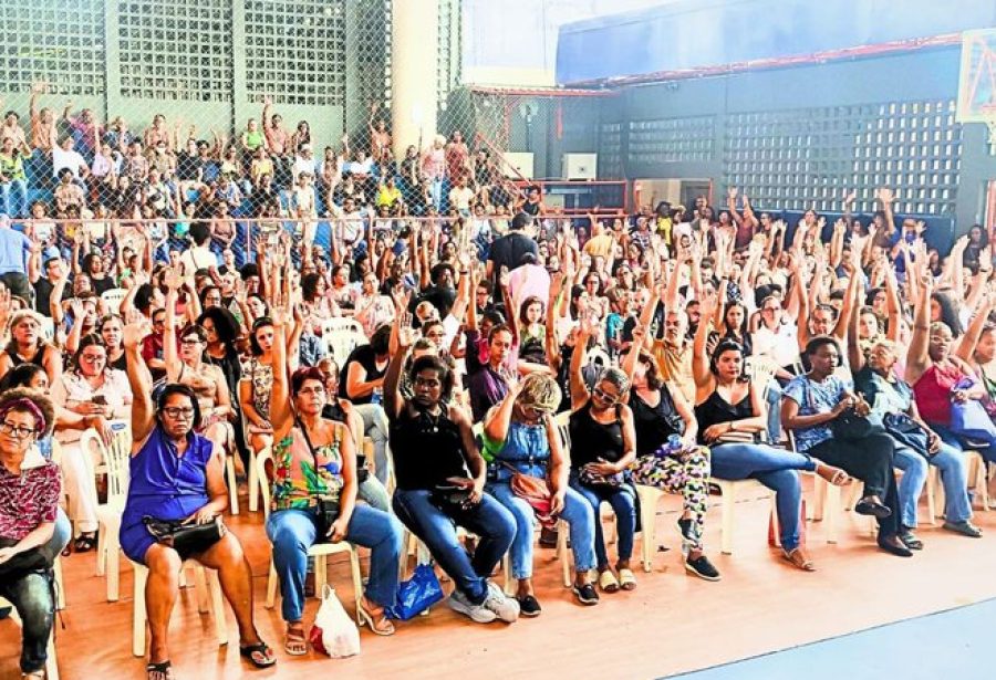 Após assembleia, servidores municipais suspendem greve e cobram retomada de negociações