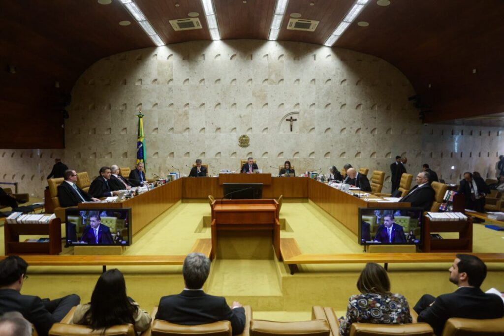 Com placar de 8 a 2, STF retoma julgamento sobre big techs. Siga