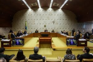 Com placar de 8 a 2, STF retoma julgamento sobre big techs. Siga