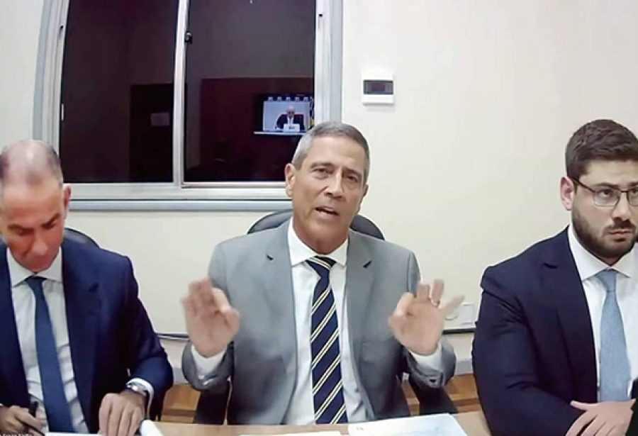 Defesa de Braga Netto pede que STF investigue perfil atribuído a Mauro Cid