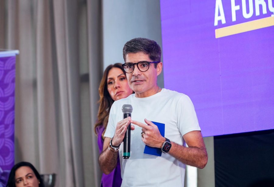 Em evento feminino, ACM Neto diz que mulheres da Bahia enfrentam fome, miséria e abandono na saúde