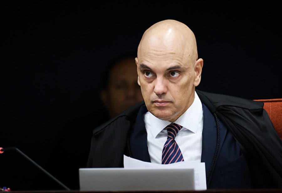 Moraes afirma que o Judiciário sabe se defender de inimigos nacionais e internacionais
