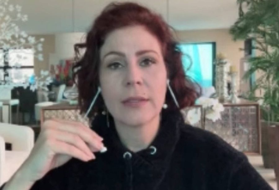 PGR pede prisão preventiva de Carla Zambelli após deputada deixar o Brasil