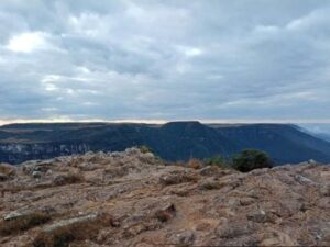 Menina de 11 anos que caiu em Cânion no RS