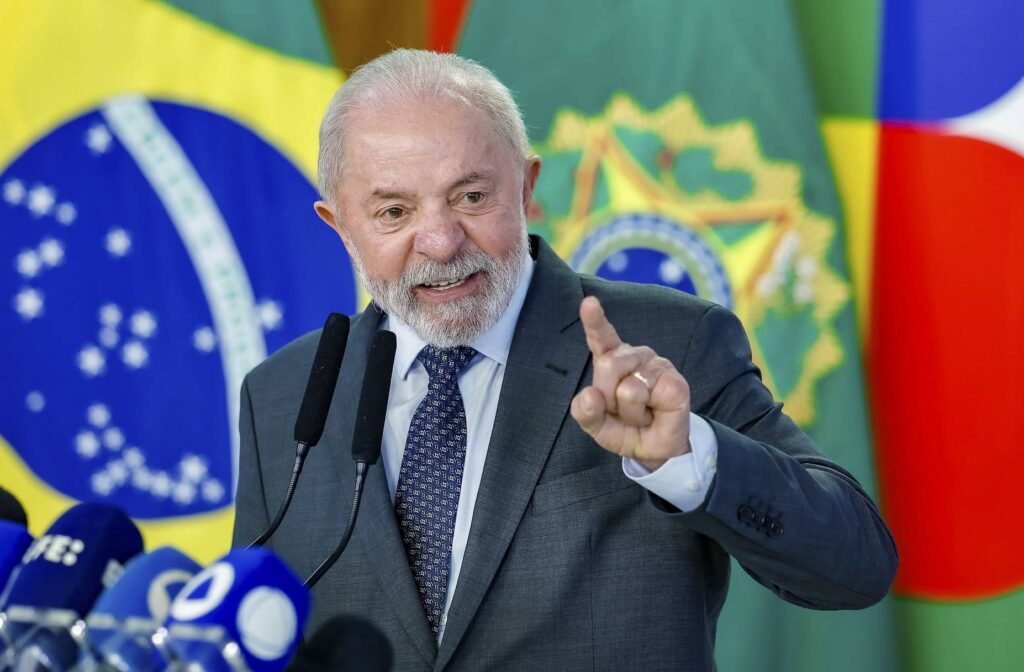 "Não há vencedores em guerras tarifárias", diz Lula em meio a crise com Trump