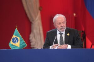 "Quero respeito", diz Lula sobre tarifaço de Trump a jornal dos EUA