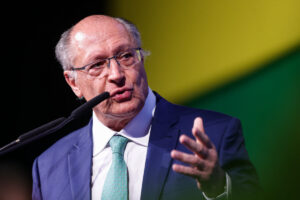 Alckmin: decreto que abre caminho para retaliar os EUA sai até terça