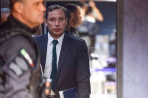 Cid volta a depor ao STF sobre núcleos 2, 3 e