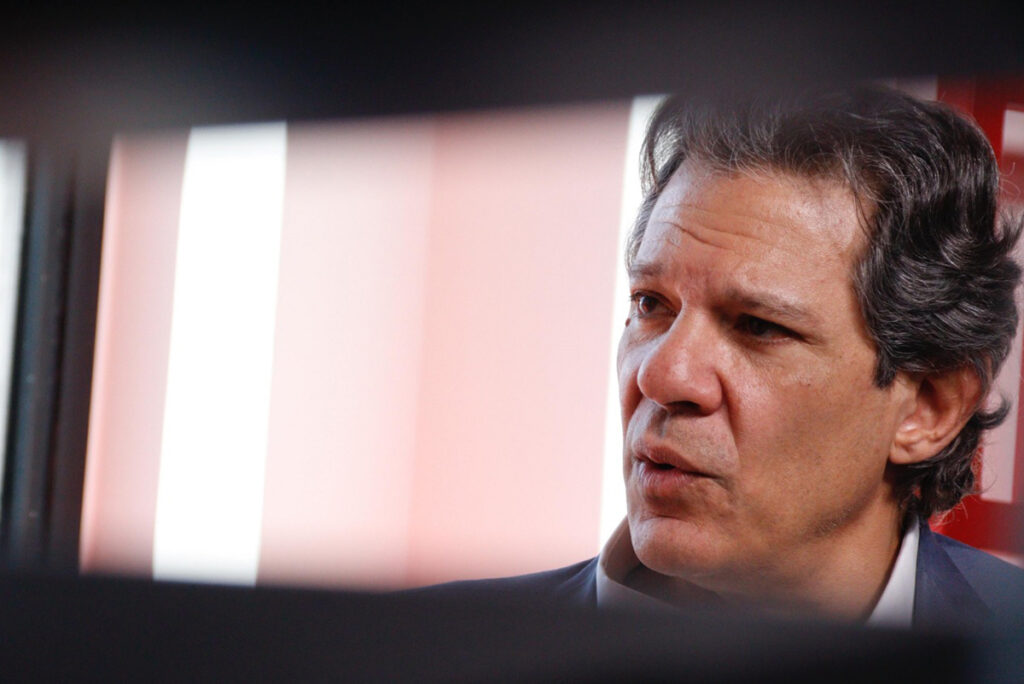 Haddad: oposição prejudica o país e age como "força antinacional"