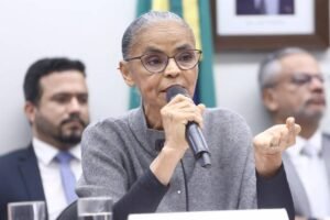 Marina volta a sofrer ataques no Congresso: "Adestrada" e "vergonha"