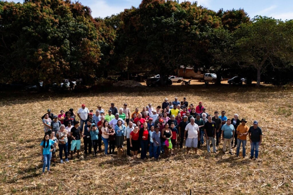 Mais de 1,6 mil pessoas terão casas derrubadas após decisão favorecer tia e primo de Caiado
