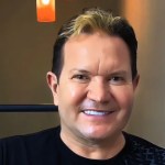 Ximbinha resgata icônico topete loiro a pedido dos fãs: “Marca da minha história”