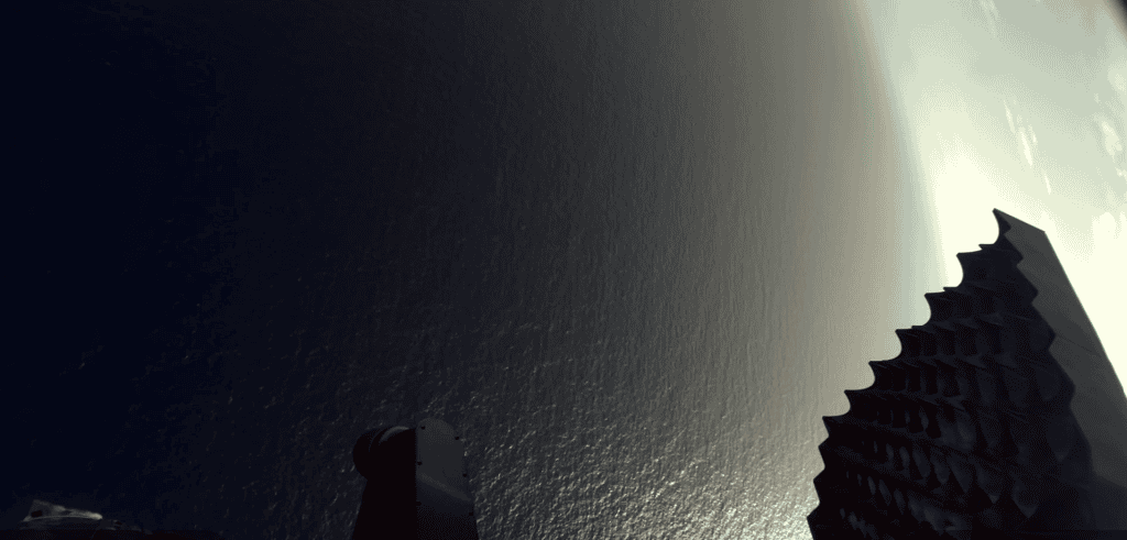 Starship descendo no mar