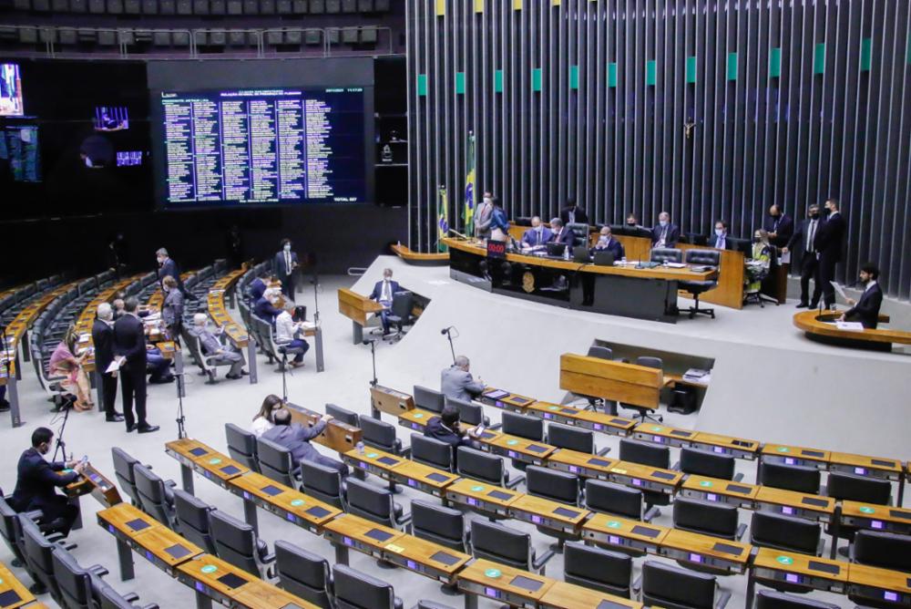 "Adultização": entenda projeto que pode ter urgência votada na Câmara