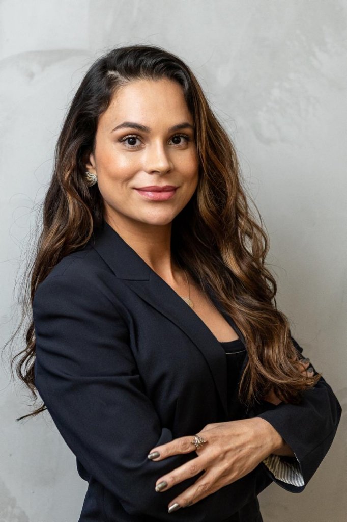 Advogada Roberta Carneiro assina coluna "Governança e Desenvolvimento" no Bahia Notícias; saiba mais