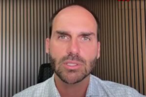 Eduardo Bolsonaro articula sanções de Europa e Mercosul contra Moraes