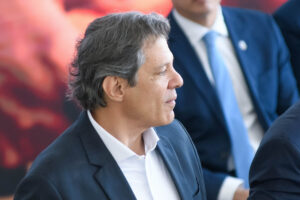 Haddad: governo está "calibrando números" do plano contra tarifaço