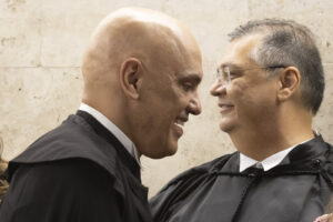 Magnitsky: decisão de Dino sobre lei de outro país pode livrar Moraes?