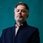 Falta um mês para estreia de Três Graças